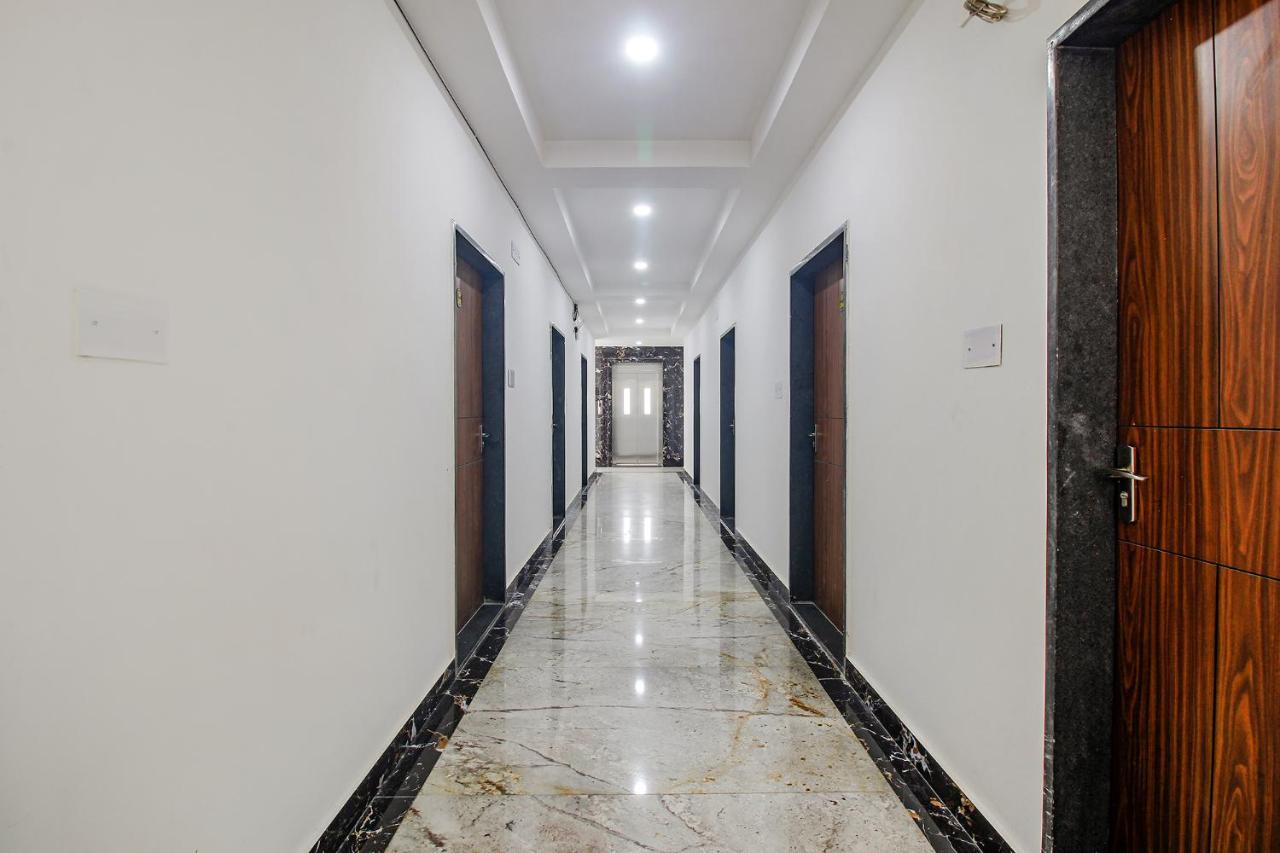 Fabhotel W Grand Suites - Nr Lanco Hills, Manikonda 하이데라바드 외부 사진