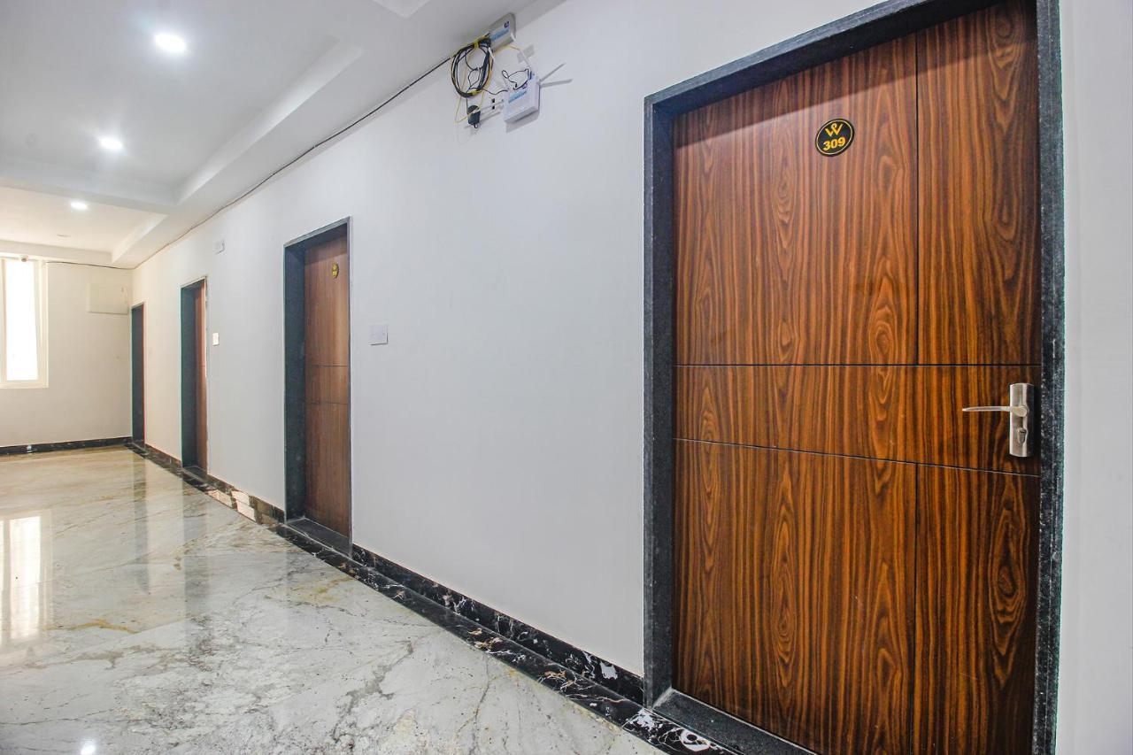 Fabhotel W Grand Suites - Nr Lanco Hills, Manikonda 하이데라바드 외부 사진